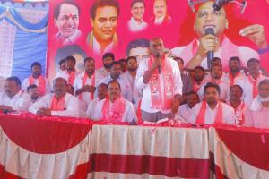 రైతు మహాధర్నాకు హాజరైన ఆర్ ఎస్ ప్రవీణ్ కుమార్ 