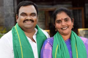 బిఆర్ఎస్ పార్టీకి రాజీనామా చేసిన తాజామాజీ జెడ్పిటిసి పెరమండ్ల రాధా రాజా గౌడ్.. 