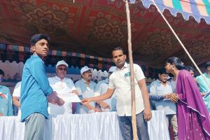 చిత్రలేఖనంలో ప్రతిభ చాటిన ఆవంచ సాయి చరణ్