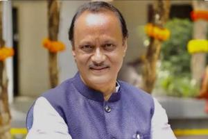 విమాన ప్రమాదంలో మహారాష్ట్ర డిప్యూటీ సీఎం అజిత్ పవార్ దుర్మరణం