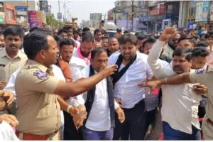 జహీరాబాద్‌లో ఉద్రిక్తత.. ఎమ్మెల్యే మాణిక్‌రావు అరెస్ట్