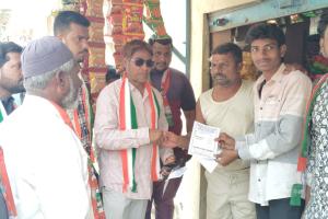 2వ వార్డులో ఎన్నికల ప్రచారం నిర్వహించిన కాంగ్రెస్ అభ్యర్థి మీర్ గౌస్...