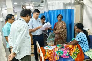 ప్రైవేట్ వైద్య సంస్థలపై జిల్లా వైద్య మరియు ఆరోగ్య అధికారి ఆకస్మిక తనిఖీలు