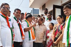 అభివృద్ధి కావాలంటే కాంగ్రెస్ పార్టీకి ఓటు వేయండి..!!      -నేనావత్ బాలు నాయక్