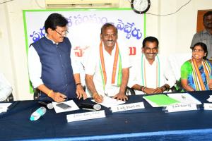 పెబ్బేరు మున్సిపాలిటీ  చైర్మన్ కాంగ్రెస్ కైవసం