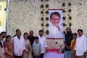 వెన్నం సోదరులను పరామర్శించిన రాష్ట్ర సీఎం రేవంత్ రెడ్డి