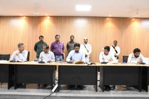 పదో తరగతి పరీక్షలకు పకడ్బందీ ఏర్పాట్లు చేయాలి....   జిల్లా కలెక్టర్ ఆదర్శ్ సురభి      