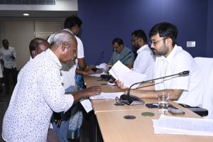 ప్రజావాణి అర్జీలకు సత్వర పరిష్కారం చూపాలి  -జిల్లా కలెక్టర్ అండ్ మేజిస్ట్రేట్ అద్వైత్ కుమార్ సింగ్