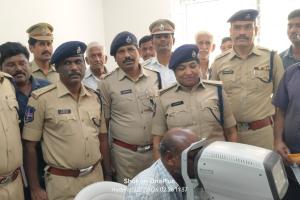 డ్రైవర్లకు ఉచిత కంటి పరీక్ష శిబిరం: