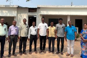 విద్యా కమిషన్ రిపోర్టును వ్యతిరేకించిన ప్రభుత్వ ఉపాధ్యాయులు   నల్ల బ్యాడ్జీలతో నిరసన..