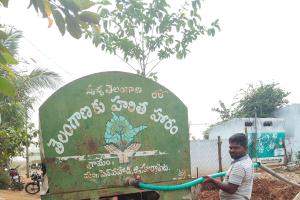 నీటి సమస్యను తీర్చిన వార్డ్ మెంబర్ 