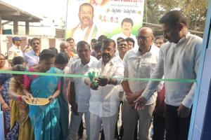 మంచినీటి శుద్ధి కేంద్రాలను ప్రారంభించిన ఎమ్మెల్యే నాయిని