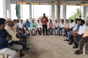 మండల కేంద్రంలో కాంగ్రెస్ పార్టీ బీఎల్ఏల అత్యవసర సమావేశం