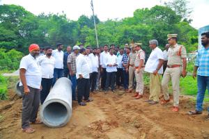 కొండగట్టులో గిరి ప్రదక్షిణ ఏర్పాట్లను పరిశీలించిన ఎమ్మెల్యే మేడిపల్లి సత్యం