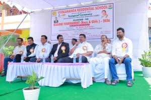 కబడ్డీ విజేతలకు రూ.1 లక్ష నగదు పారితోషికం 