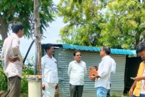 చెట్లు నాటడం ప్రతి ఒక్కరి బాధ్యత. ఎంపీడీవో ఆనంద్.