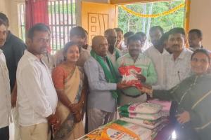 ముత్యాలంపాడులో విత్తన మేళా ప్రారంభం .