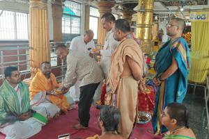 వర్గల్ క్షేత్రంలో వైభవంగా గురు పౌర్ణమి వేడుకలు 