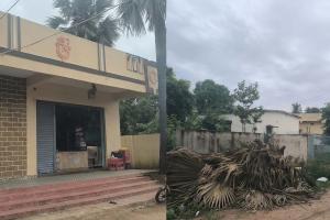 నిబంధనలు 'గాలికి'.. బడి ముందే 'బెల్టు' కొట్టు!