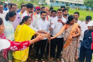 రాష్ట్రంలో విద్య వ్యవస్థ బలోపేతానికి ముఖ్యమంత్రి కృషి వెడ్మ బొజ్జు పటేల్