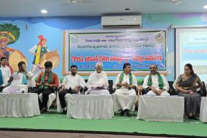 సేంద్రియ పంటలు పండించాలి - ఎమ్మెల్యే వెడ్మ బోజ్జు 
