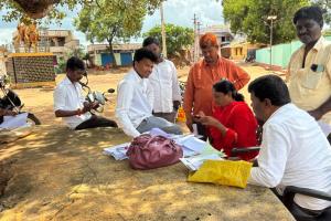 ఎస్‌ఐఆర్‌ నోటీసులతో బెంబేలెత్తుతున్న ఓటర్లు