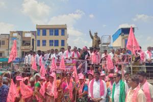  అక్రమ అరెస్ట్ కు  బిఆర్ఎస్  ఆధ్వర్యంలో నిరసన. 
