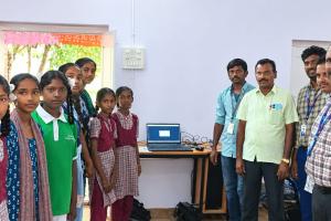 విద్యార్థుల చెంతకే బ్యాంకింగ్ సేవలు చేర్చిన చీదేళ్ల ఎస్‌బీఐ బ్రాంచ్