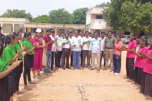 స్కూల్ గేమ్స్ ఫెడరేషన్ పోటీలు ప్రారంభించిన ఎంఈఓ అజయ్ కుమార్