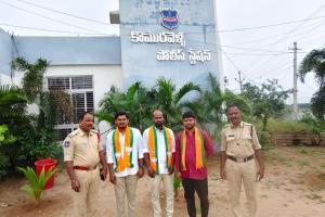 తెల్లవారకముందే అరెస్టులు