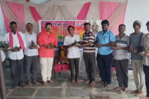 ఉచిత మట్టి గణపతుల పంపిణీ