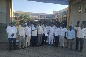 గాంధారి మండల వ్యవసాయ అధికారిని సస్పెండ్ చేయాలని కలెక్టర్.కు ఫిర్యాదు.