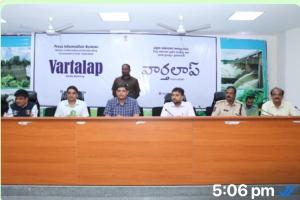 ప్రభుత్వ పథకాలపై అవగాహన కల్పించడంలో మీడియా కీలక పాత్ర కలెక్టర్ ఆశిష్ సాంగ్వాన్