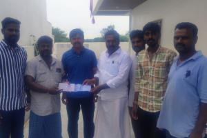 గణేష్ యూత్ కమిటీకి మాజీ సర్పంచ్, మాజీ ఎంపీటీసీ మార్పు శ్రీనివాస్ రెడ్డి రూ.5 వేల విరాళం