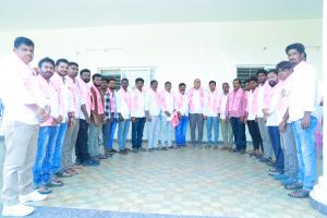కాకులమర్రి లక్ష్మణ్ బాబు ఆధ్వర్యంలో BRSలో ఉద్యమకారుల చేరిక