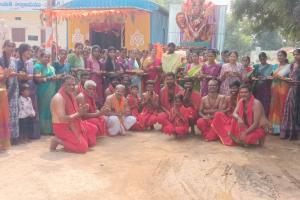 108 మంది ముత్తైదువులతో అమ్మవారికి మంగళ హారతుల నీరాజనం