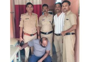 ఎల్లారెడ్డిపేటలో అక్రమ మద్యం పట్టివేత