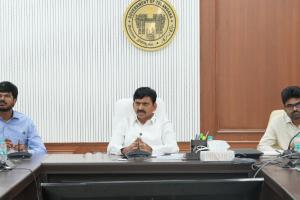 క్యూర్ పరిధిలో లక్ష ఇళ్ల నిర్మాణమే లక్ష్యం: మంత్రి పొంగులేటి