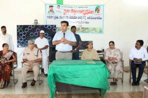 రైతులు ఆరుతడి పంటలు సాగు చేయాలి