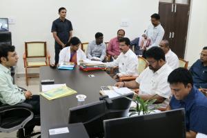 ప్రభుత్వ వైద్యశాలలో విద్యార్థులకు మెరుగైన వైద్య విద్యను అందించాలి:  జిల్లా కలెక్టర్ భవేశ్ మిశ్రా.