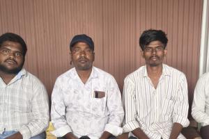నిర్బంధాలతో ఉద్యమాలను ఆపలేరు