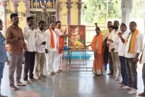 వాల్మీకి మహర్షి జీవితం ప్రతి ఒక్కరికీ స్ఫూర్తిదాయకం.