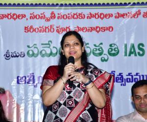 అధికారుల సహకారంతోనే జిల్లా సమగ్రాభివృద్ధికి శక్తియులా కృషి చేశా...  